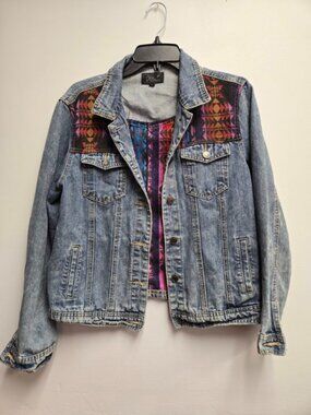 ChiQle Women's Aztec Denim Jacket Size L Blue Cotton Boho Western Trucker Coat
